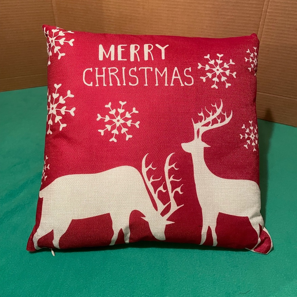 Deer Merry Christmas Throw Pillow